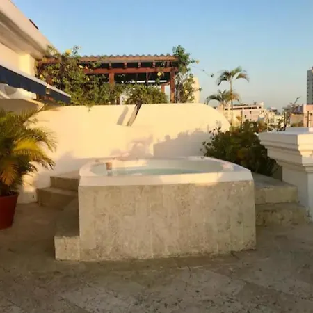 207 Hermoso Apto En El Corazón De La Ciudad Amurallada Cartagena